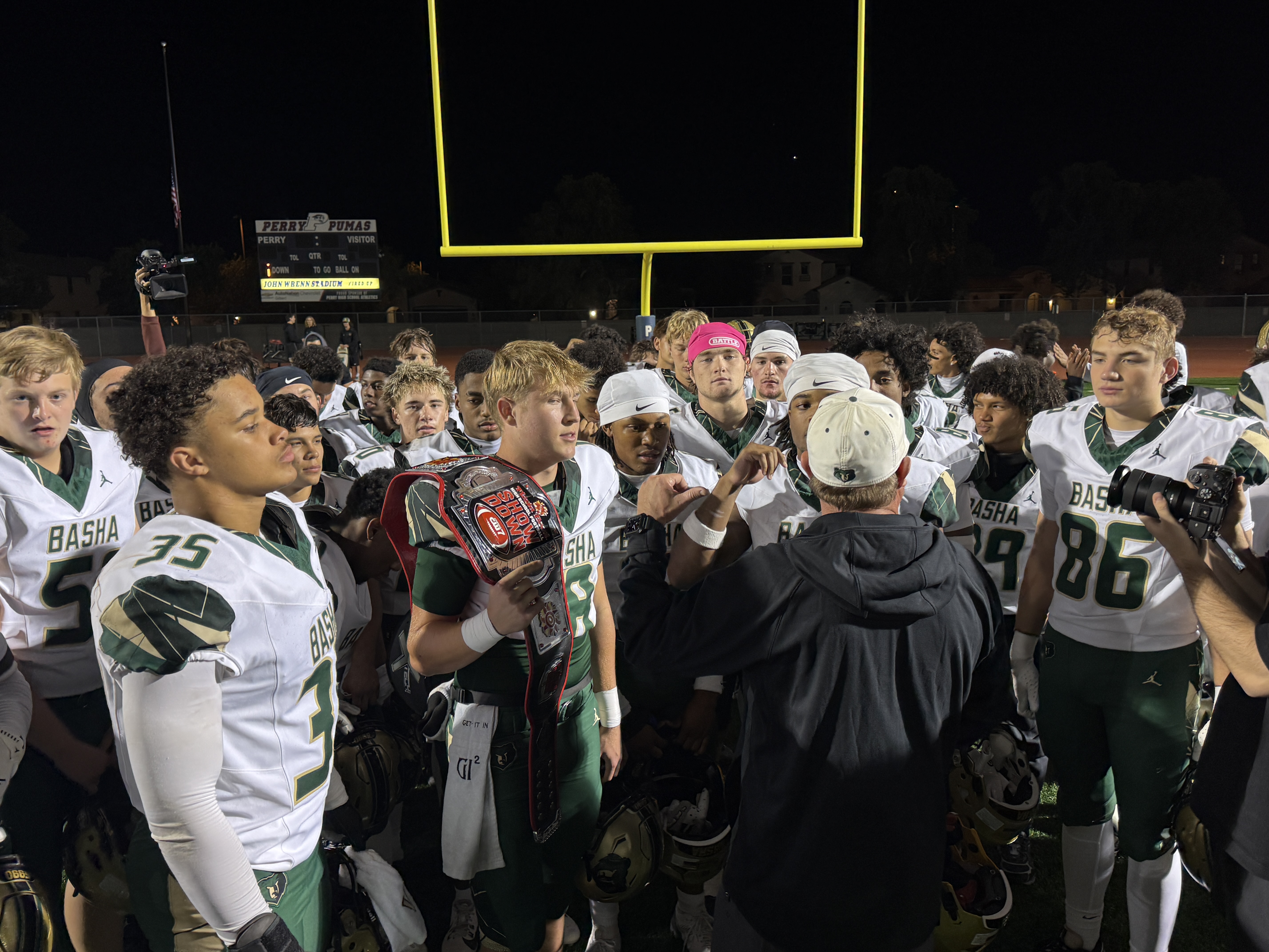 RECAP: Jake Rogers steps up, leads Basha to 6th straight win over Perry